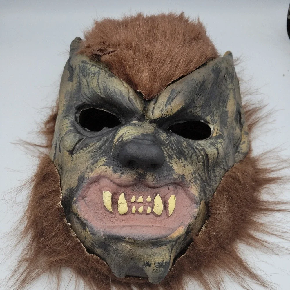 Gemmy‎ Halloween Creepy werewolf Mask 2014